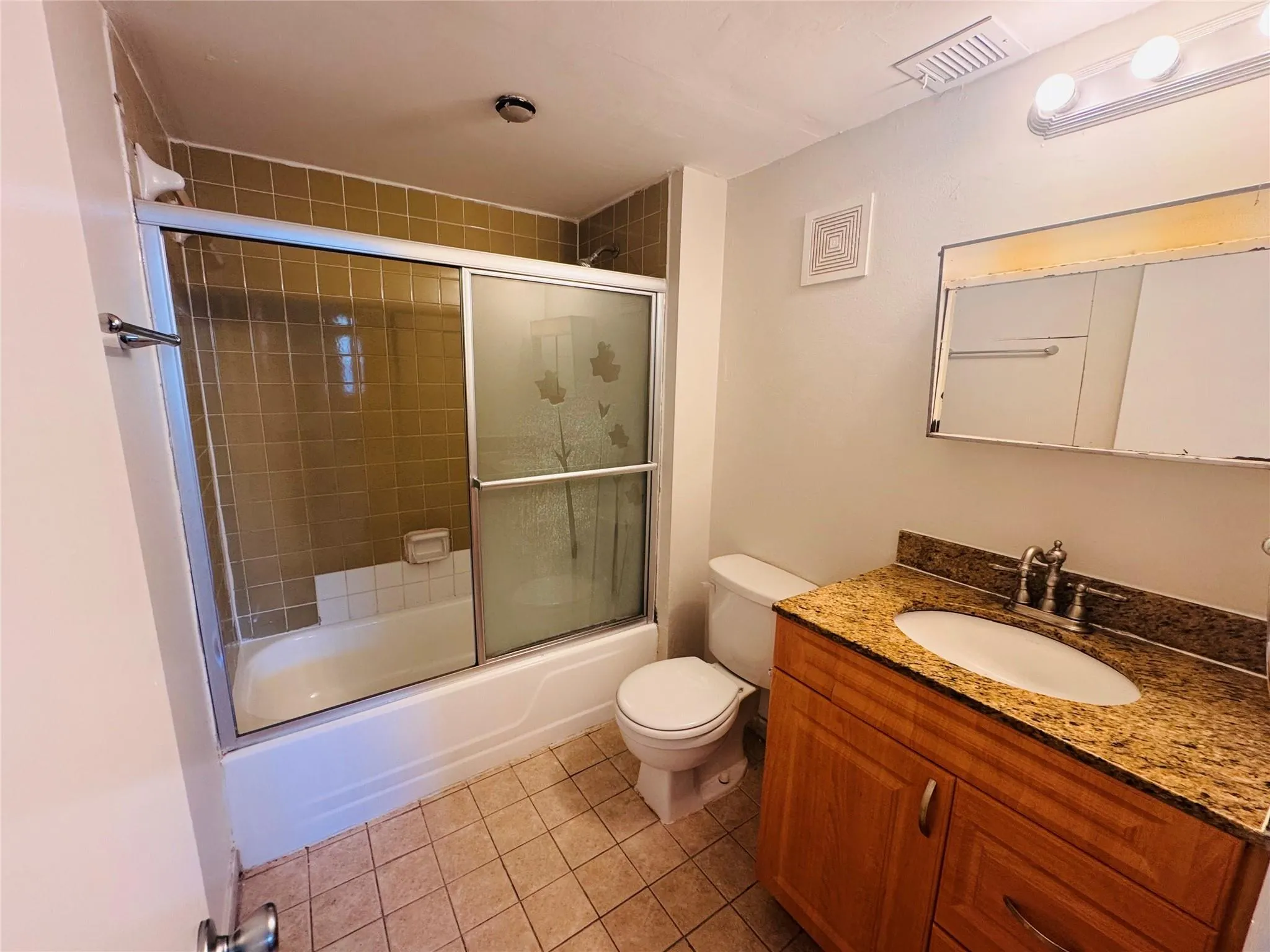 8020 Colony Cir, #302