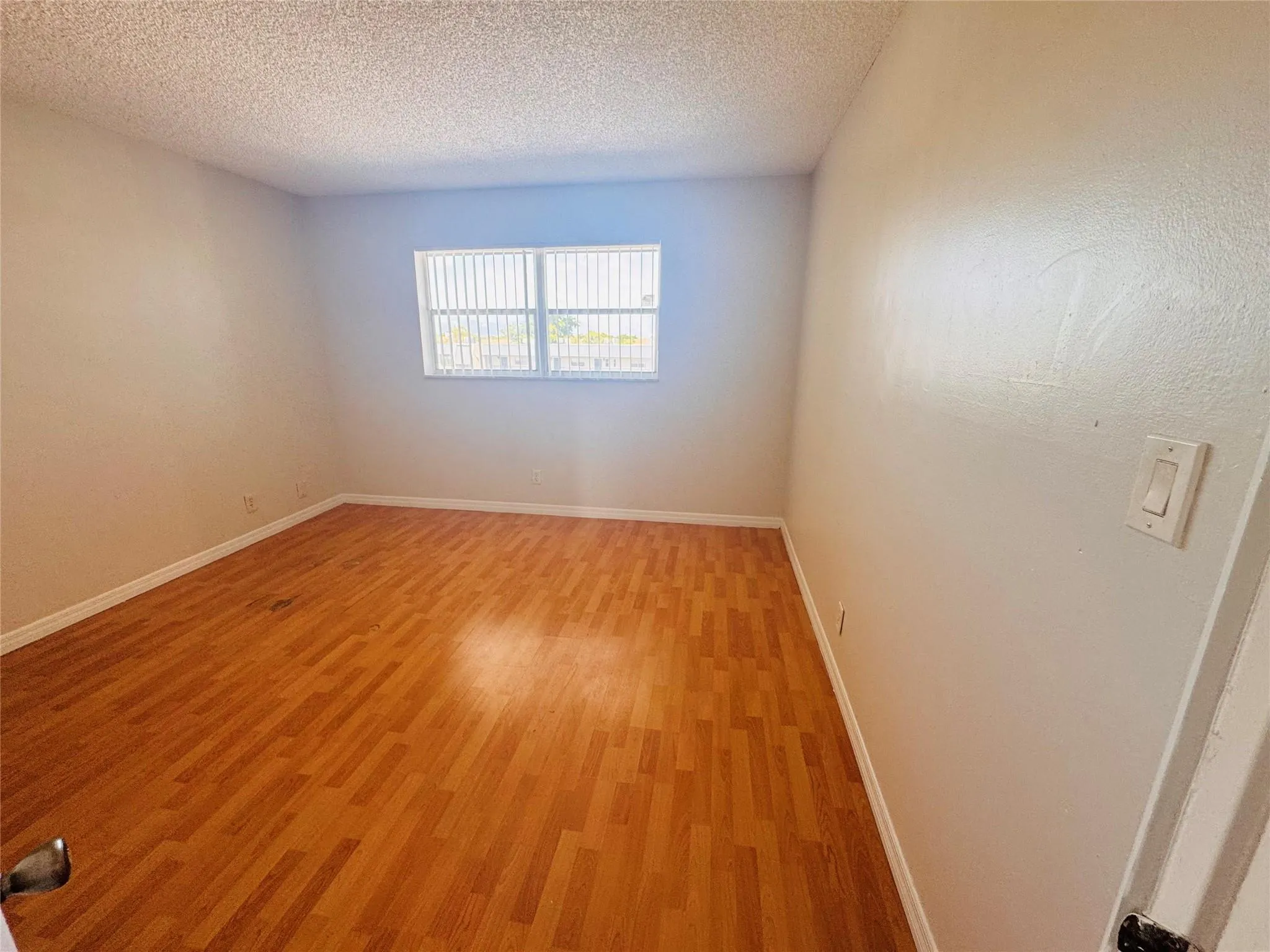 8020 Colony Cir, #302