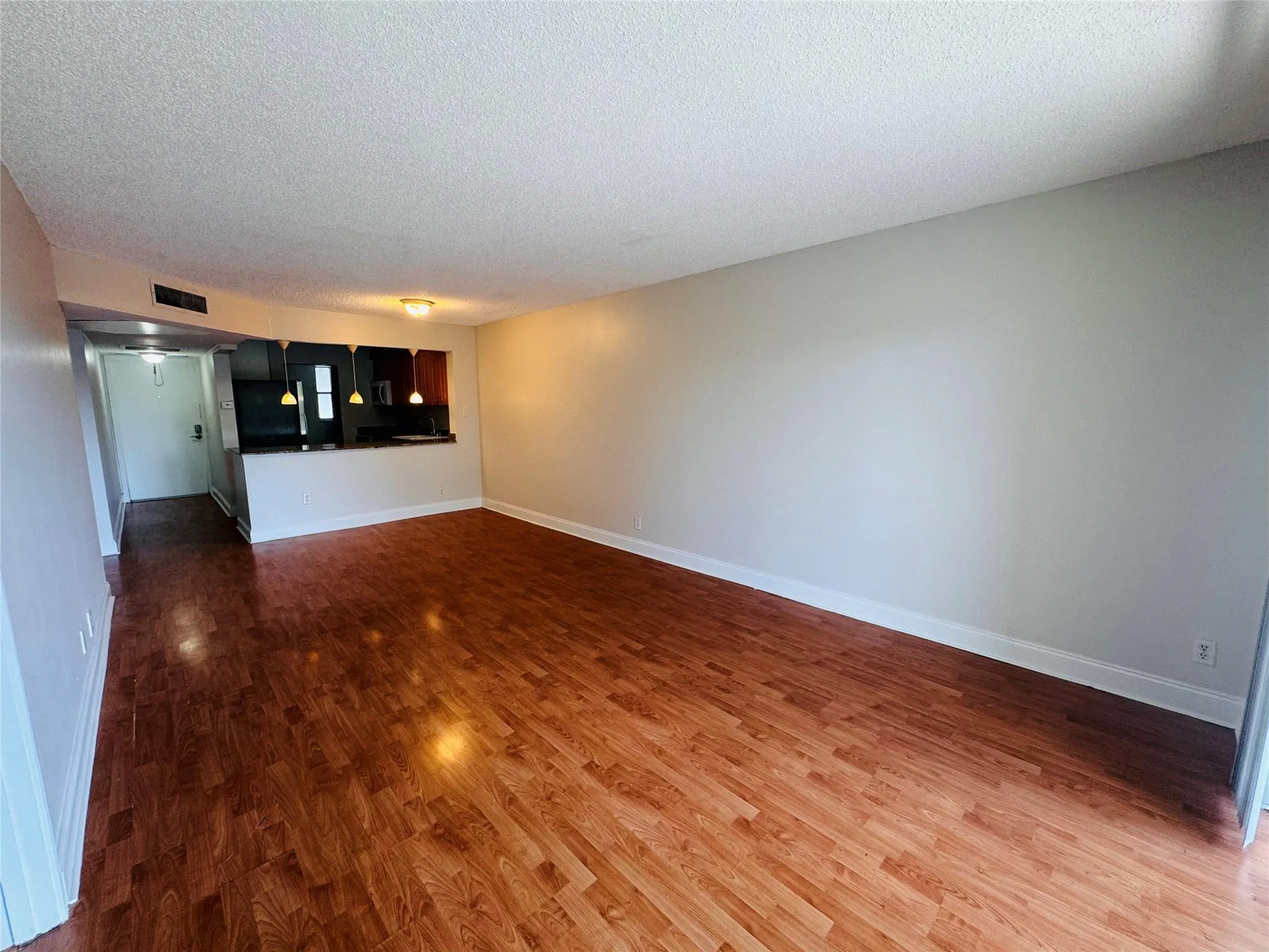 8020 Colony Cir, #302