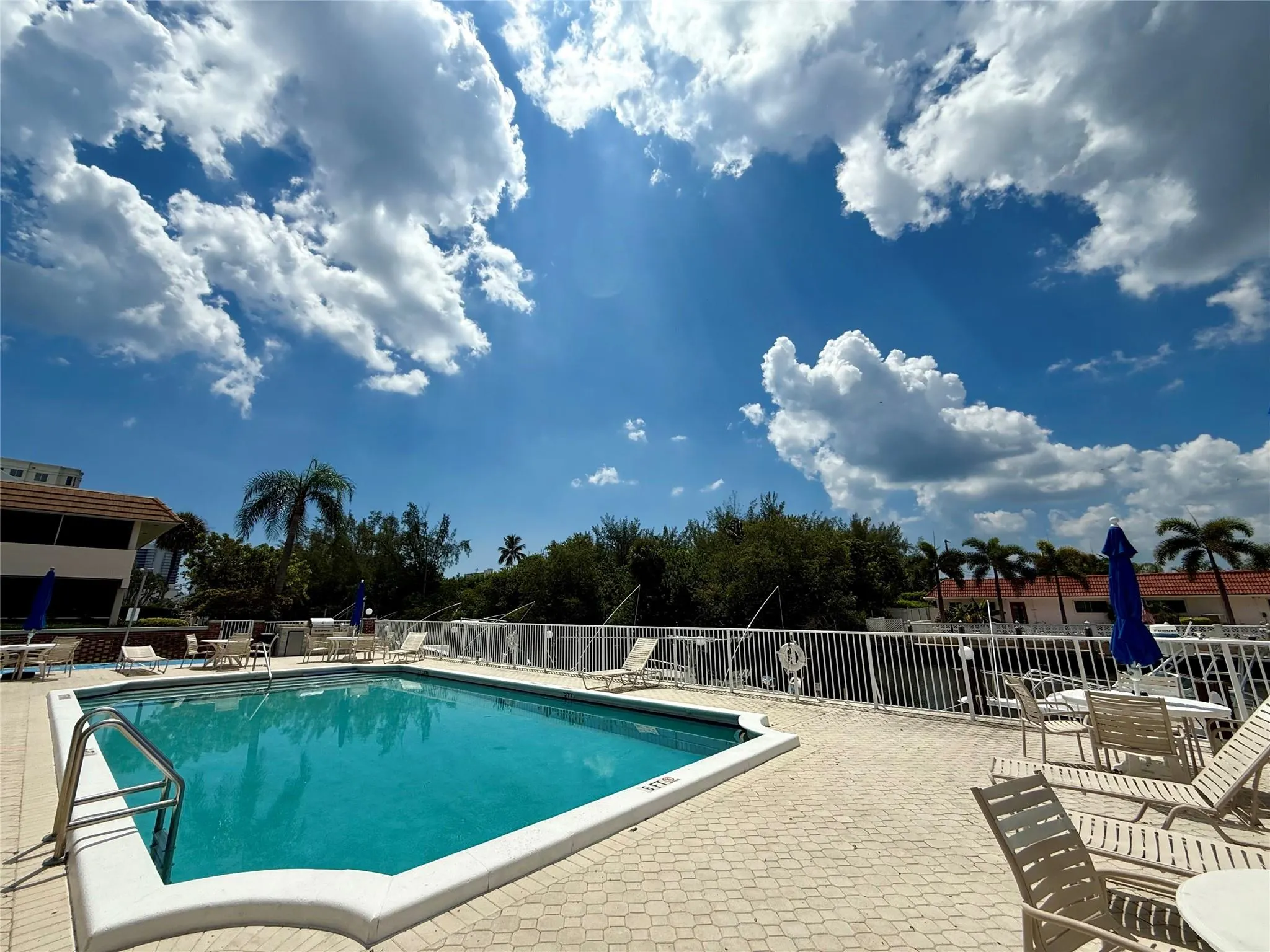 1340 NE 28th Ave, #239