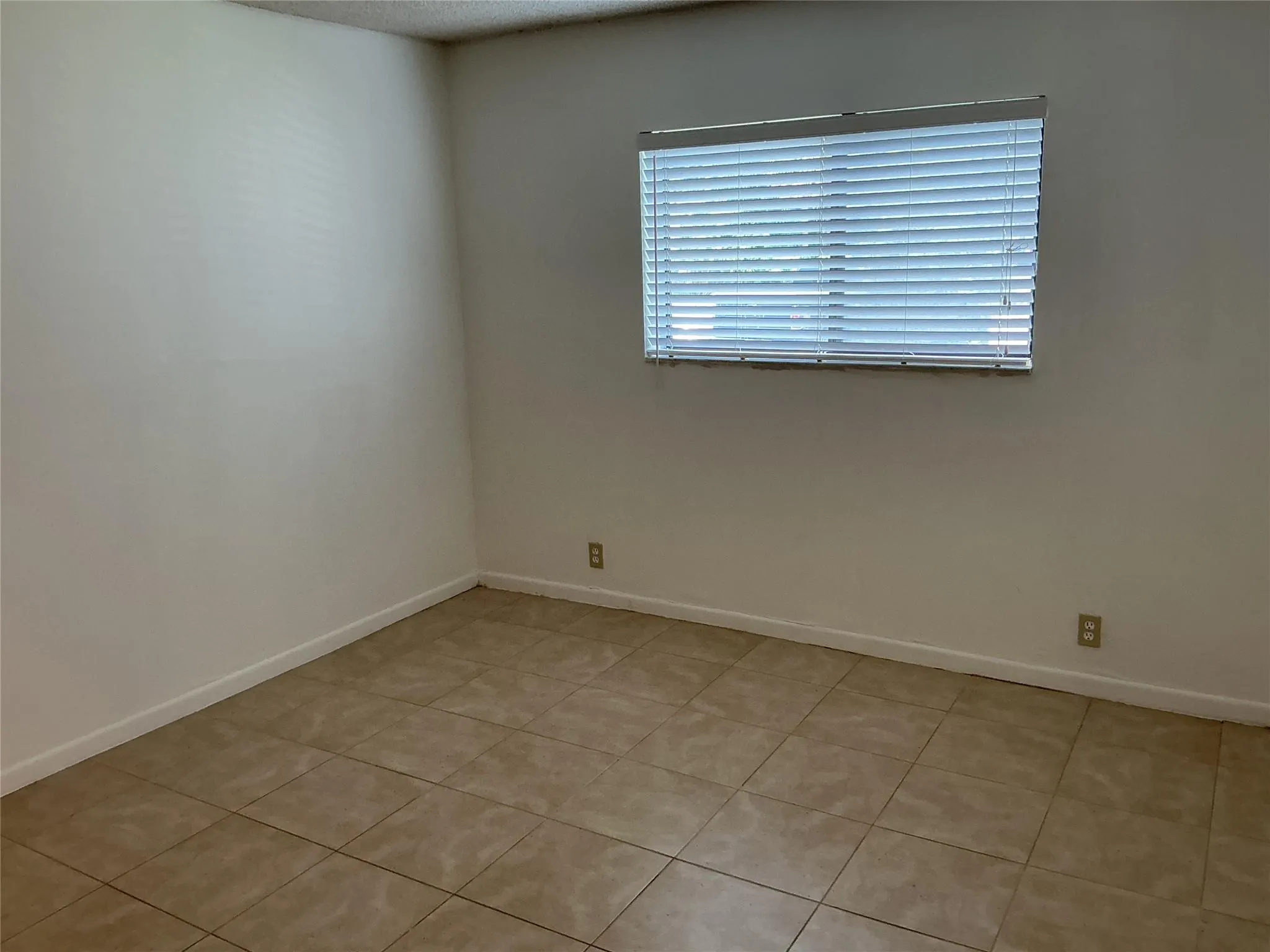 2078 NW 43rd Ter, #1