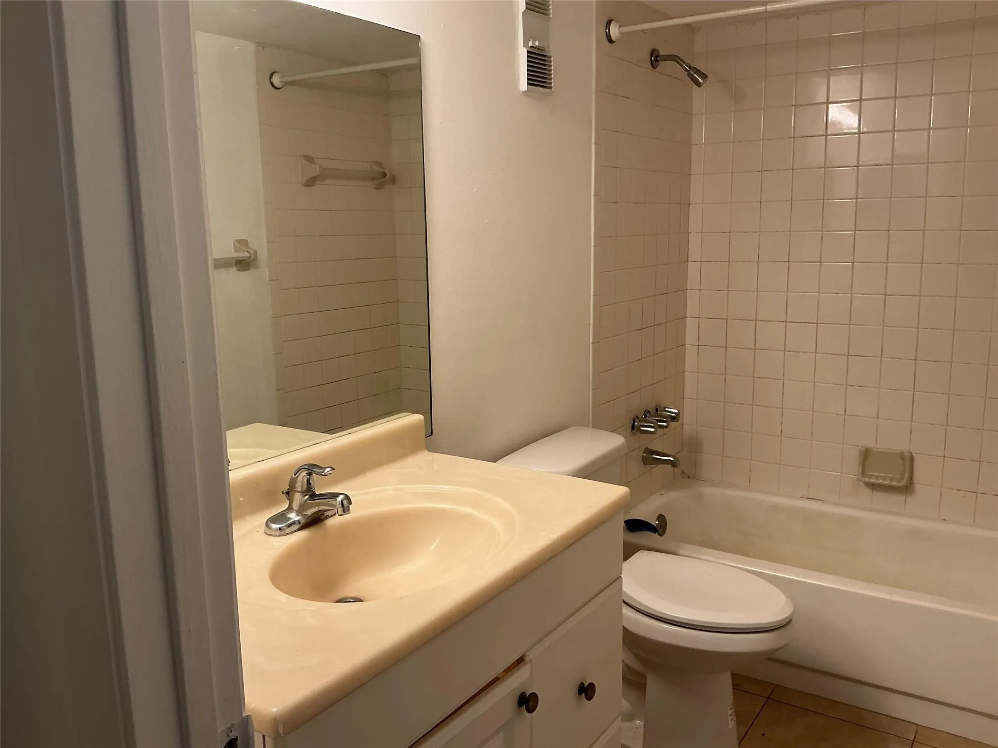 2078 NW 43rd Ter, #1