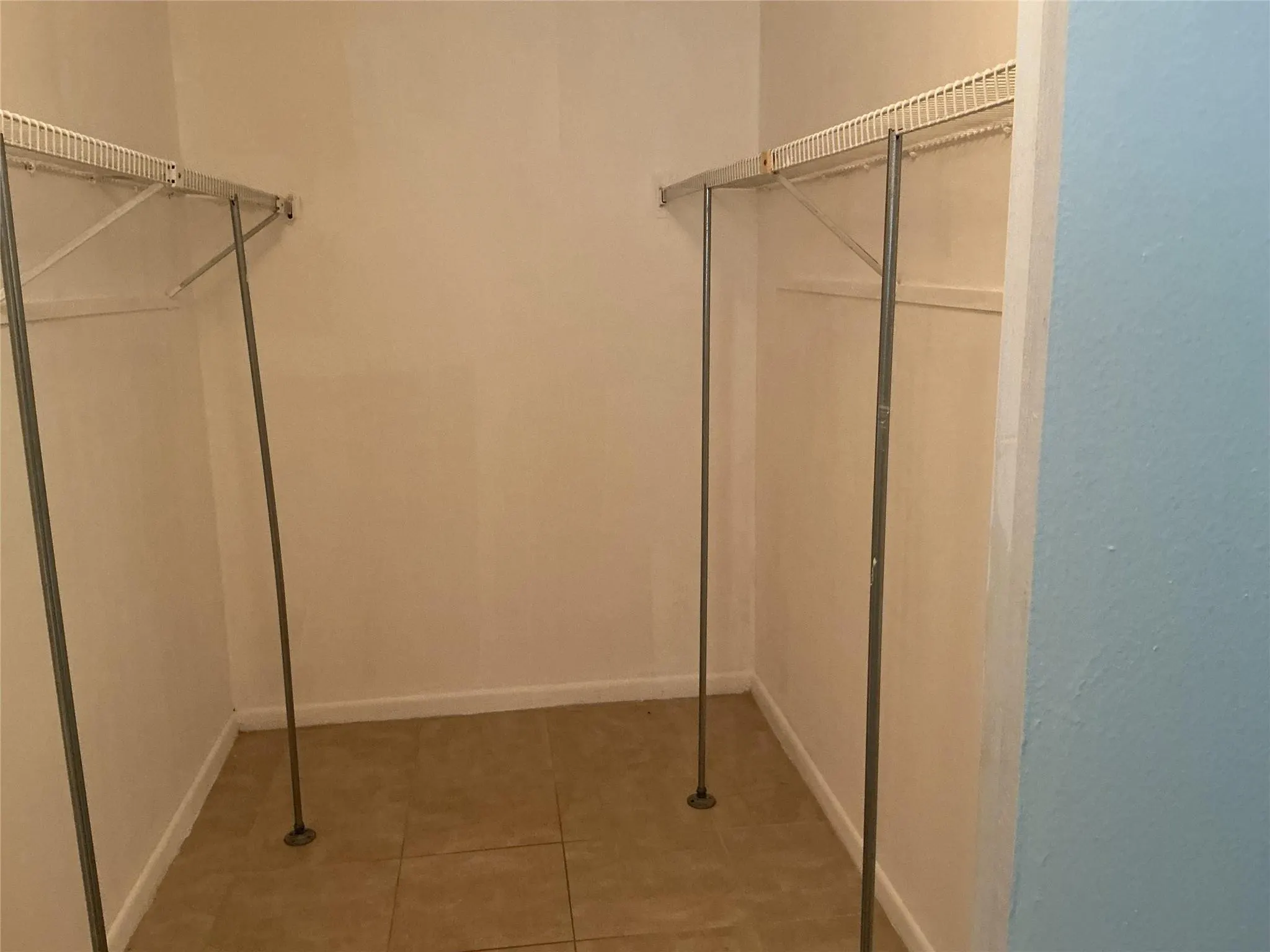 2078 NW 43rd Ter, #1