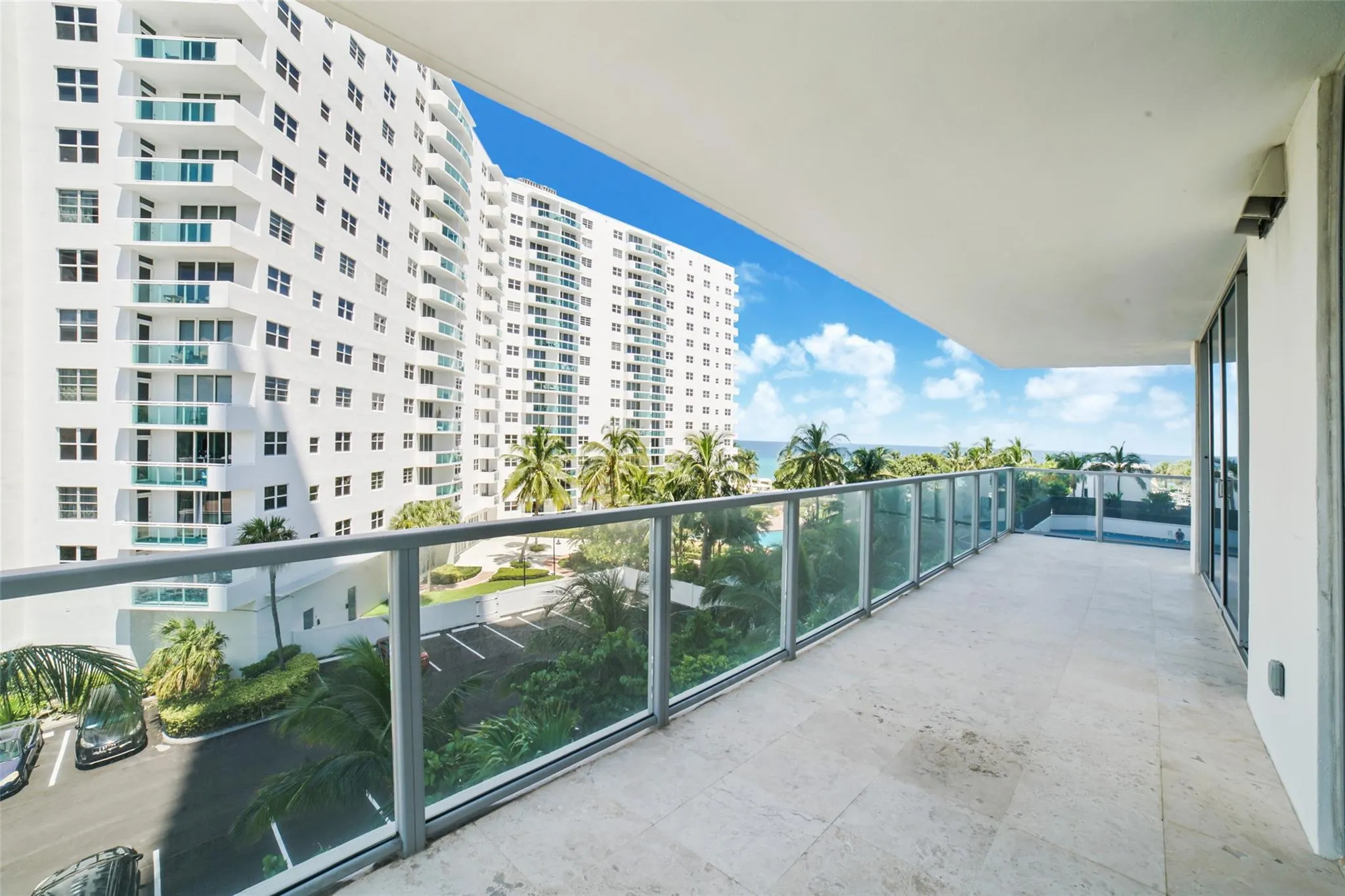 3101 S Ocean Dr, #401