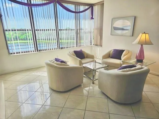 2766 Carambola Cir, #504