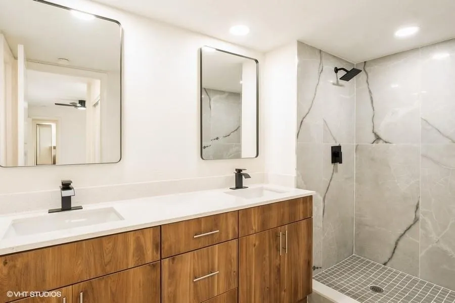 1424 14th Ter, #1424