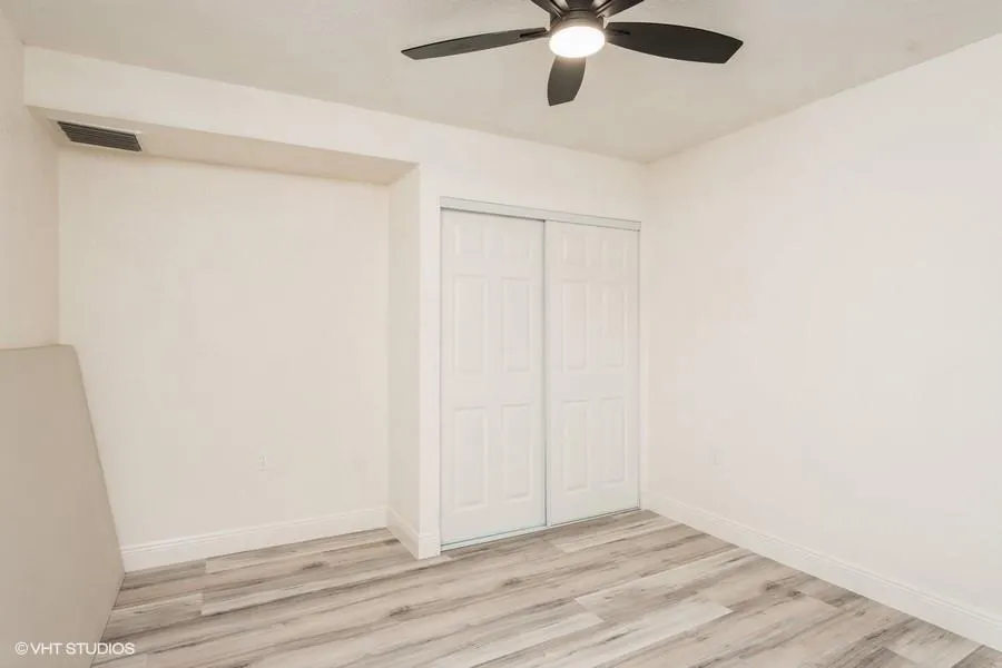 1424 14th Ter, #1424