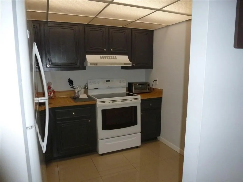 101 Briny Ave, #2506