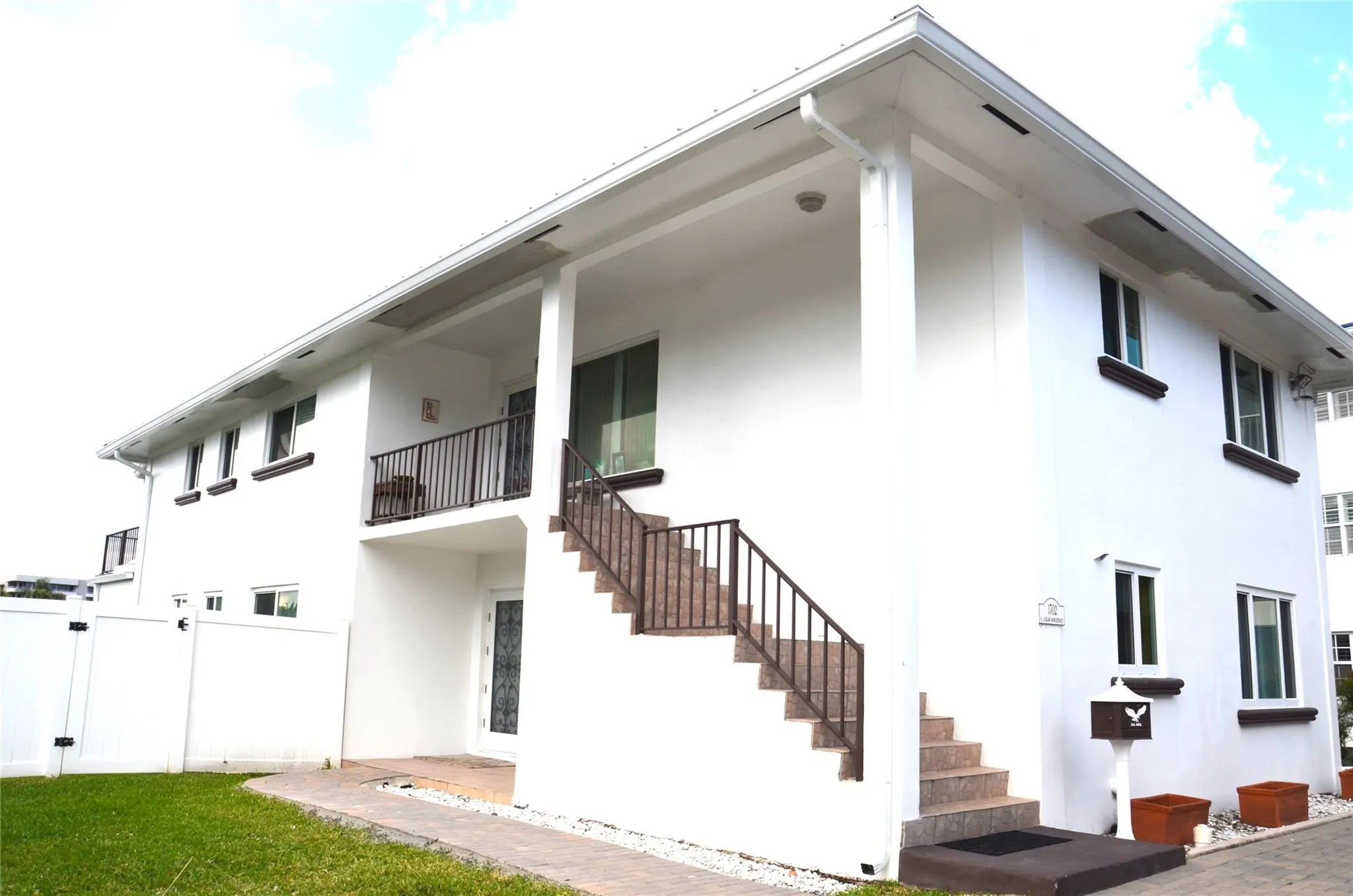 1702 S Ocean Blvd