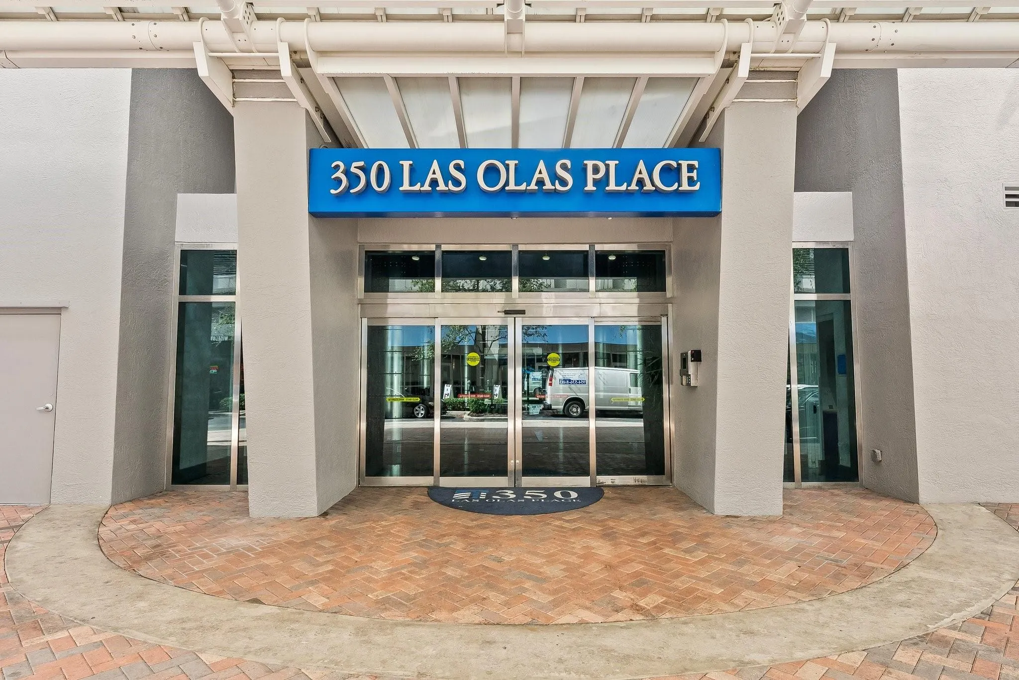 350 SE 2nd St, #780