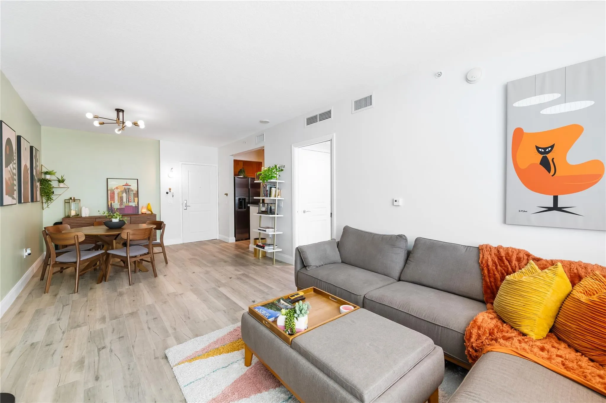350 SE 2nd St, #780