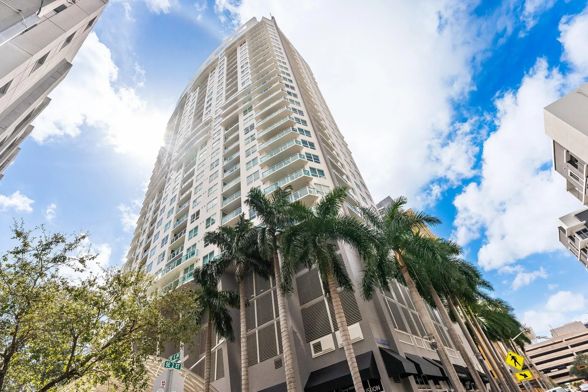 350 SE 2nd St, #780