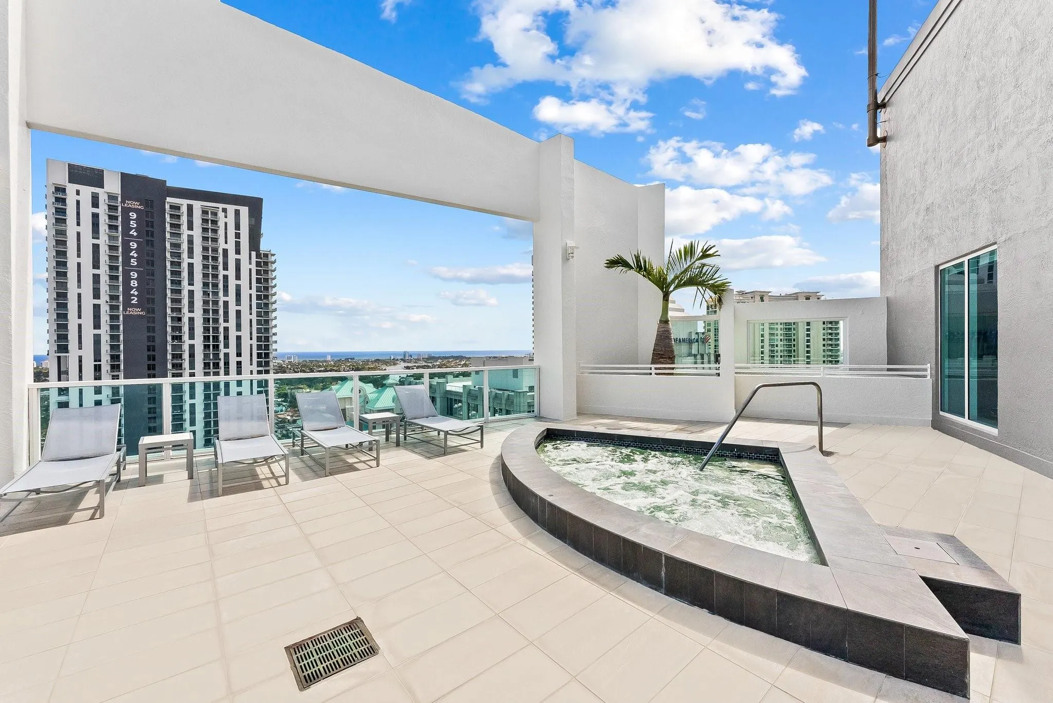 350 SE 2nd St, #780