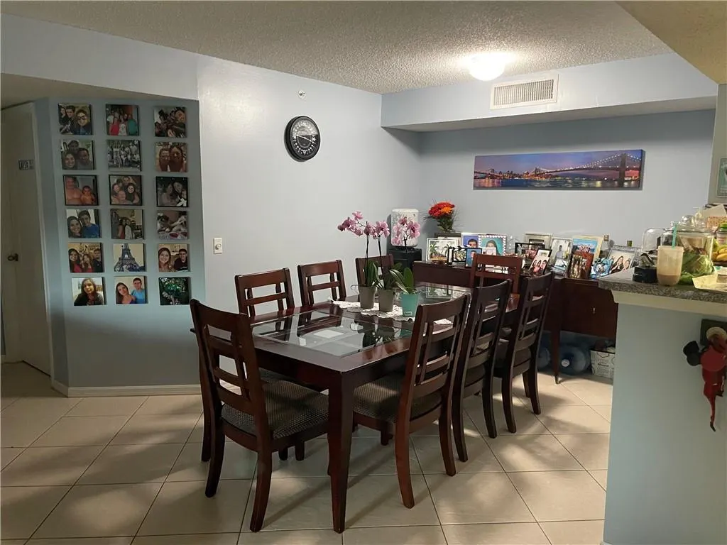 5025 WILES RD, #101