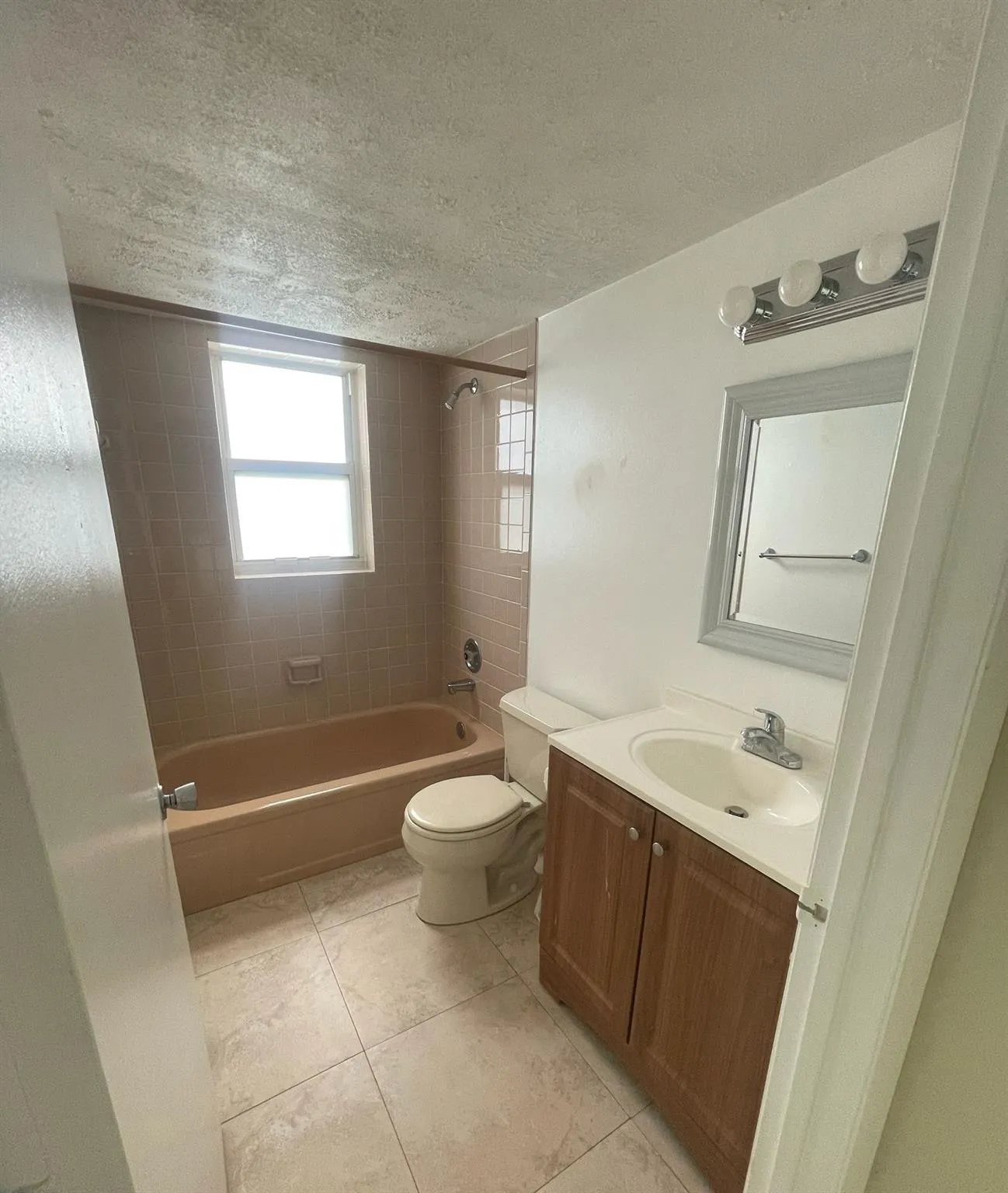1550 NW 80th Ave, #201