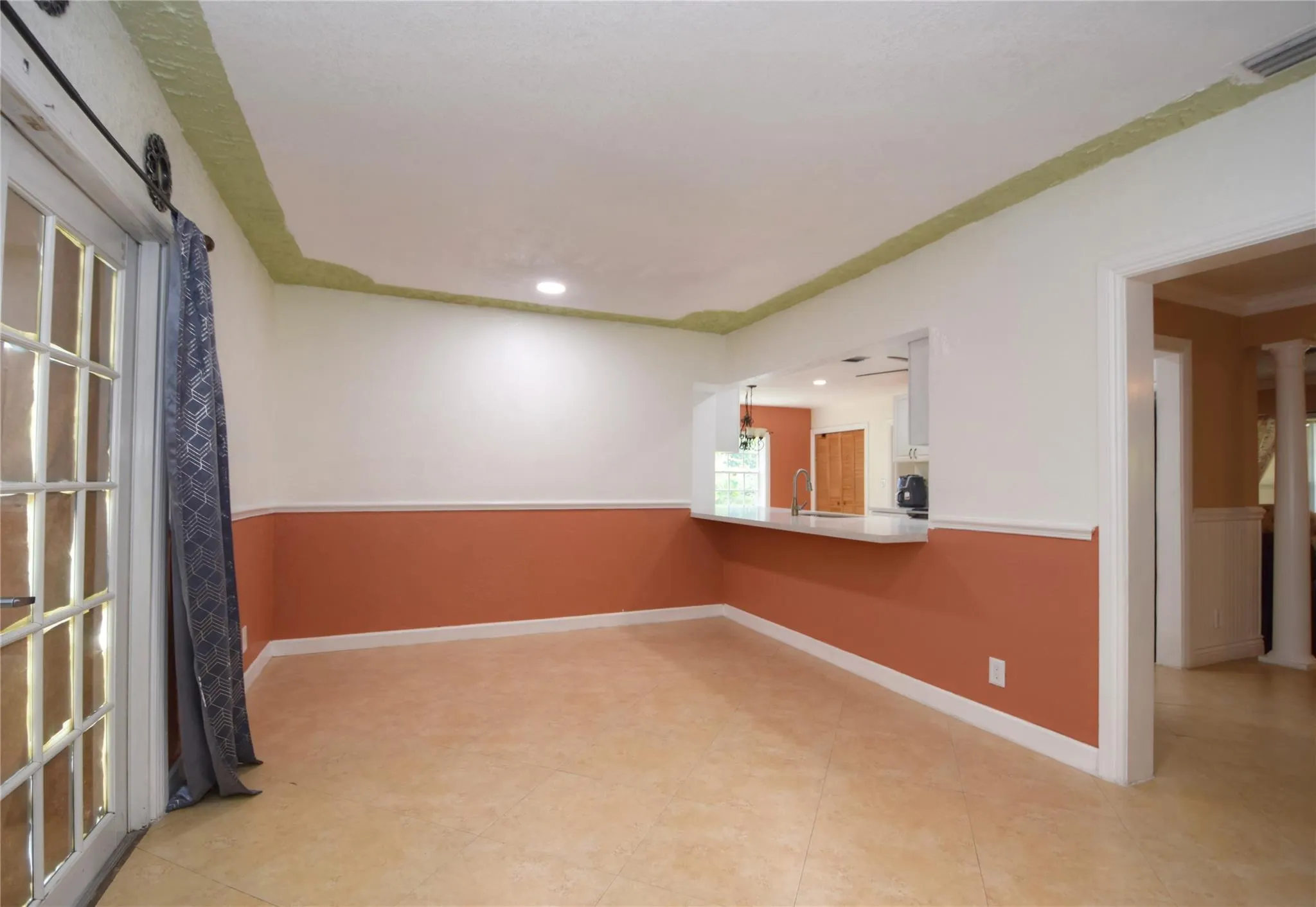 5385 SW 8th Ct