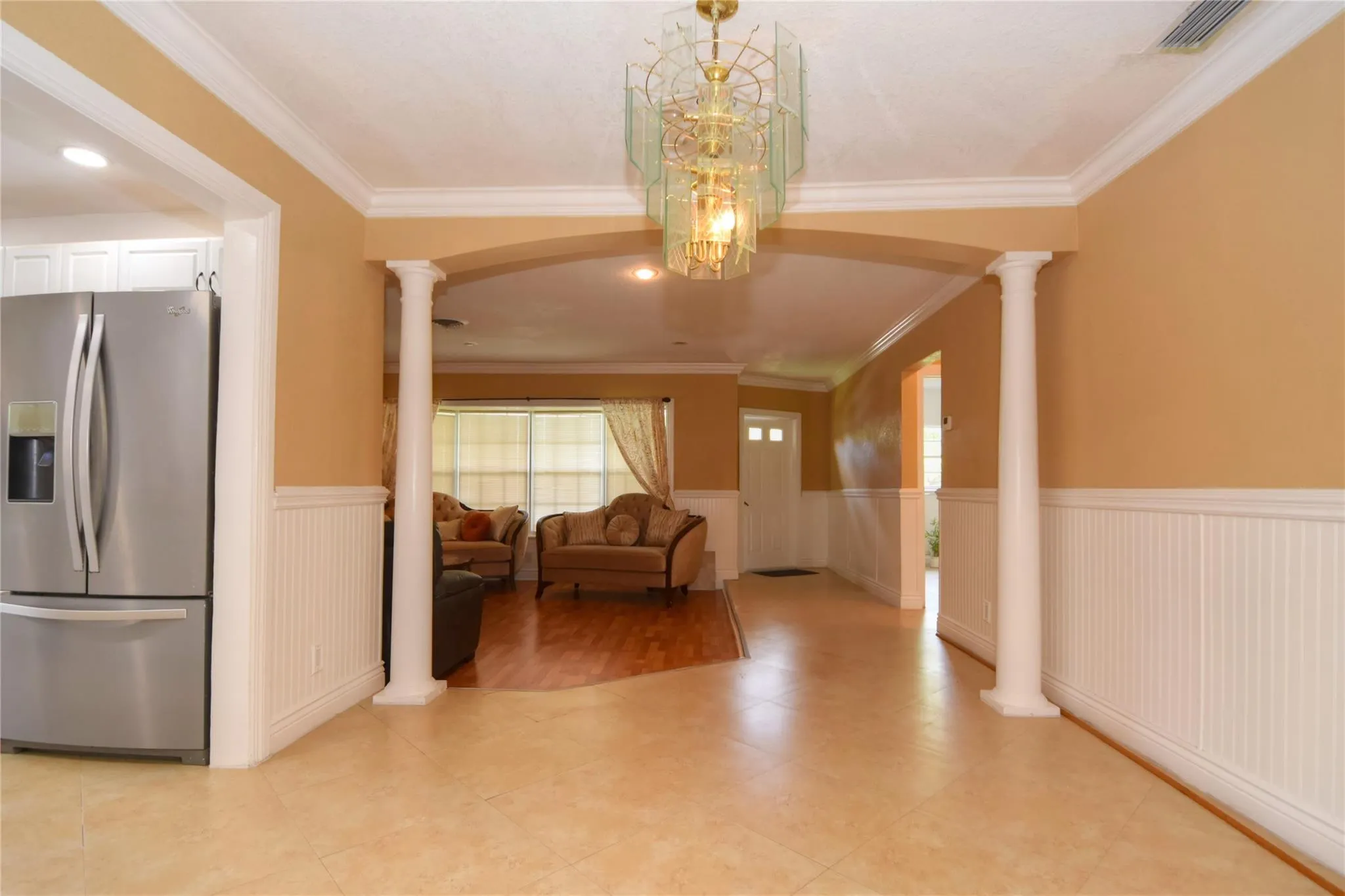 5385 SW 8th Ct