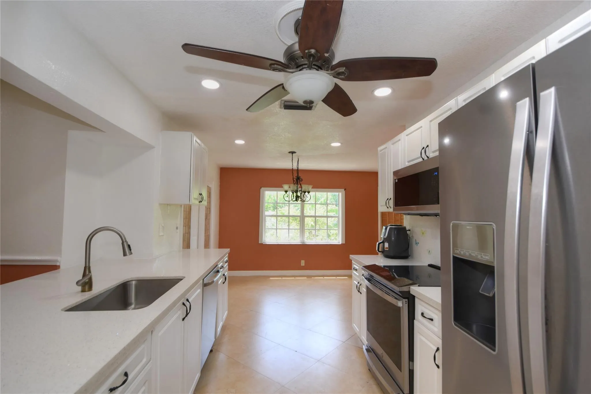 5385 SW 8th Ct