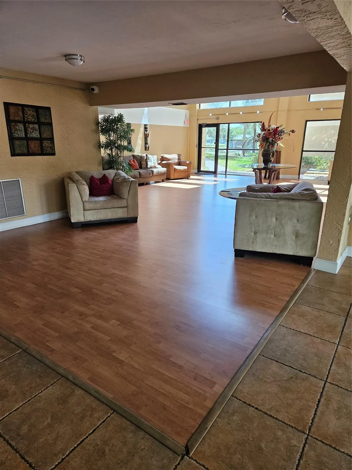 8592 W Sunrise Blvd, #416