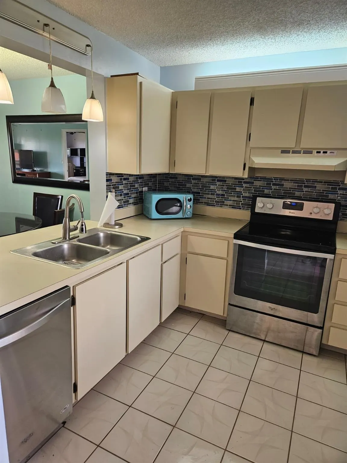 8592 W Sunrise Blvd, #416