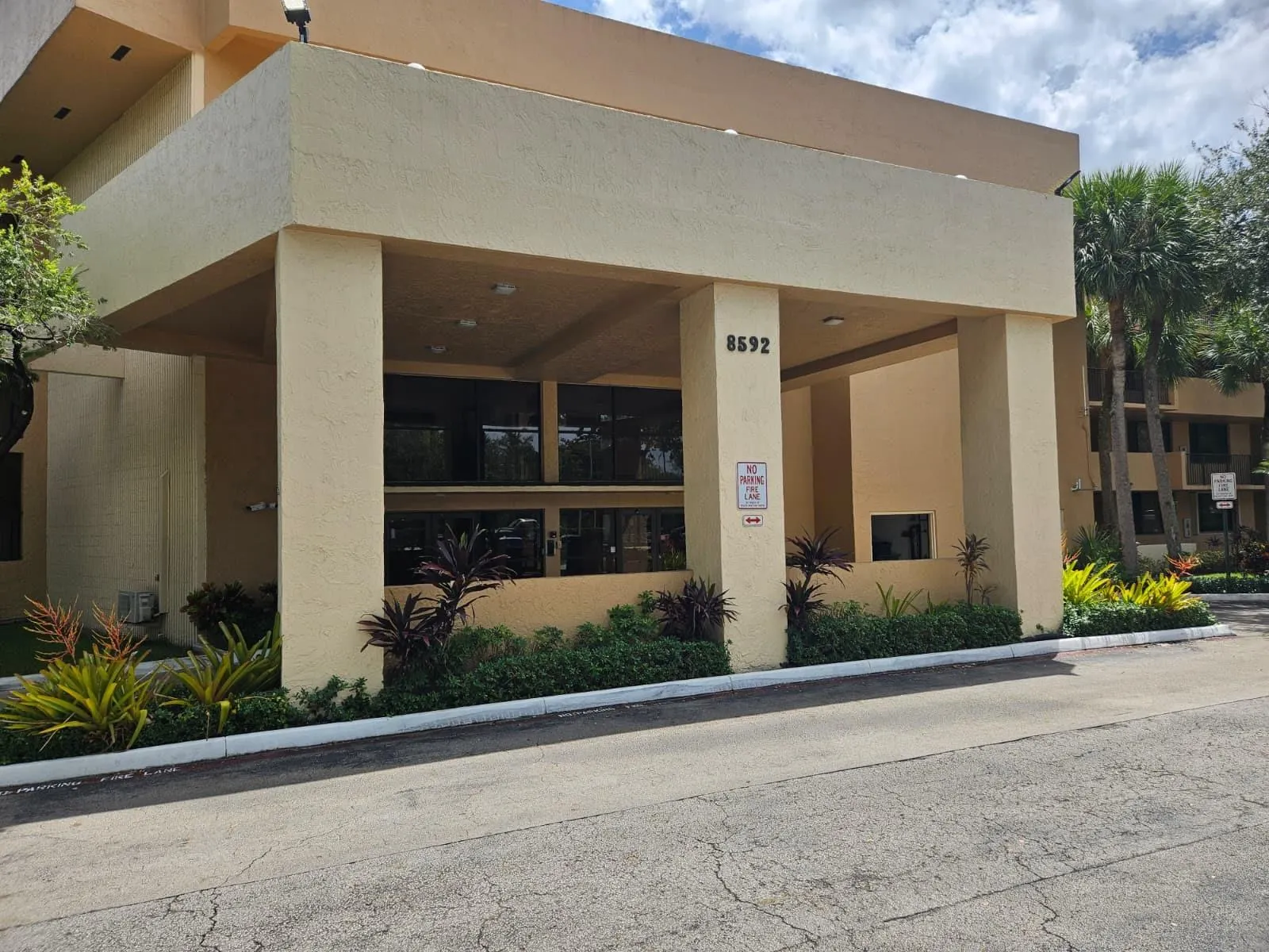 8592 W Sunrise Blvd, #416