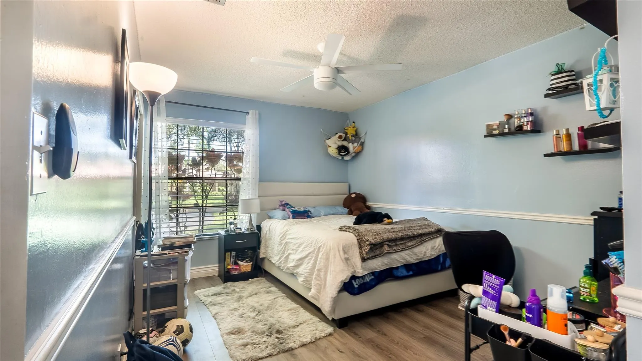 8842 NW 1st Street