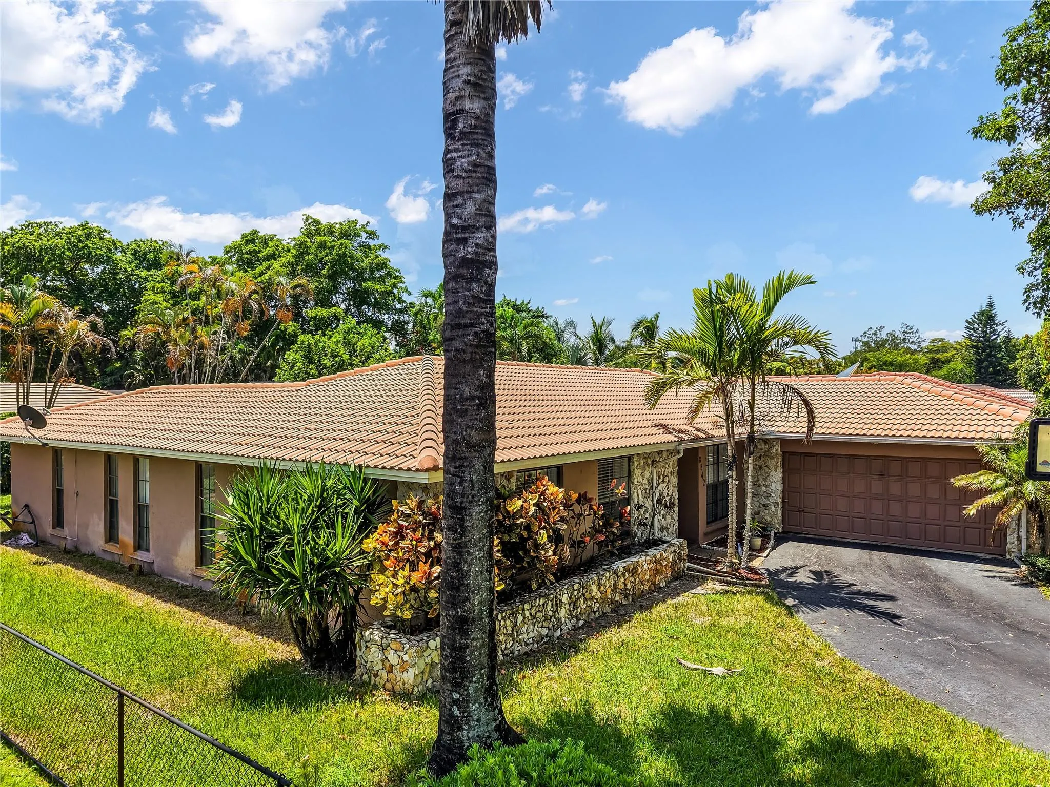 8842 NW 1st Street