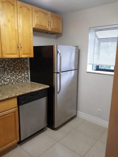 313 Gardens Dr, #204