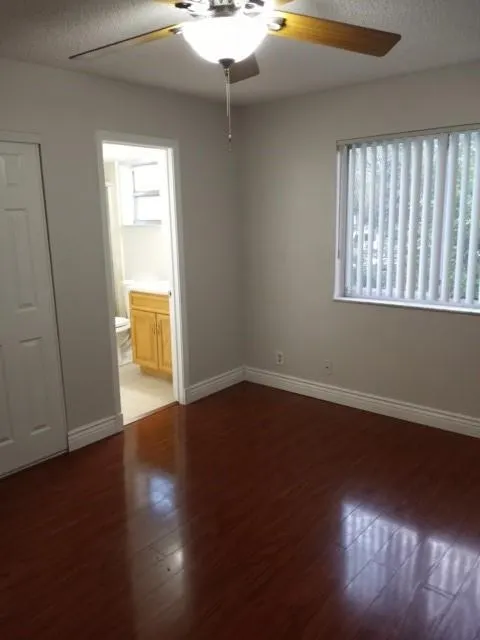313 Gardens Dr, #204