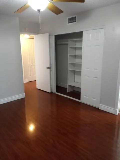 313 Gardens Dr, #204
