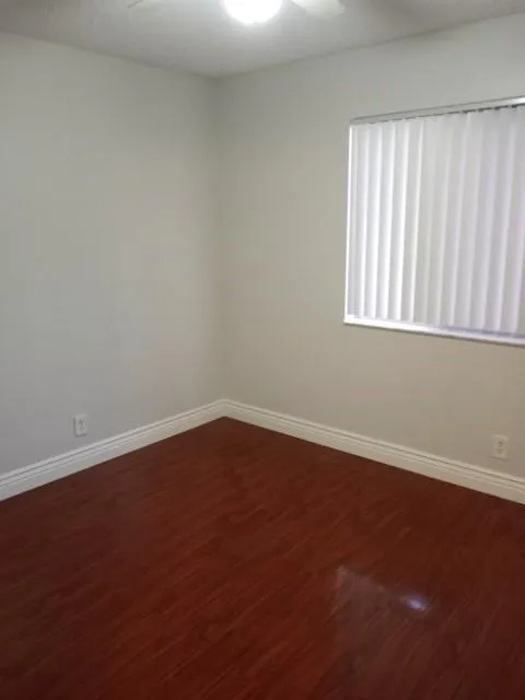 313 Gardens Dr, #204
