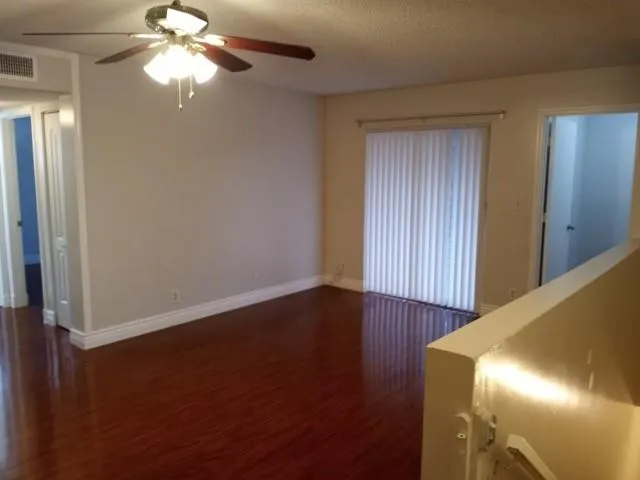 313 Gardens Dr, #204