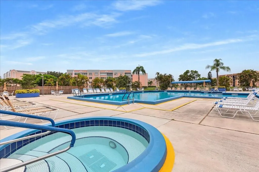 10220 NW 30th Ct, #109
