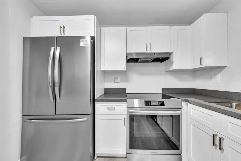 10220 NW 30th Ct, #109