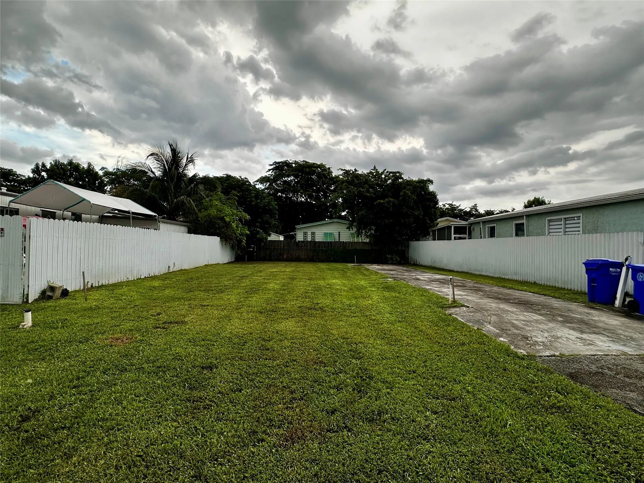601 NW 215th Ave
