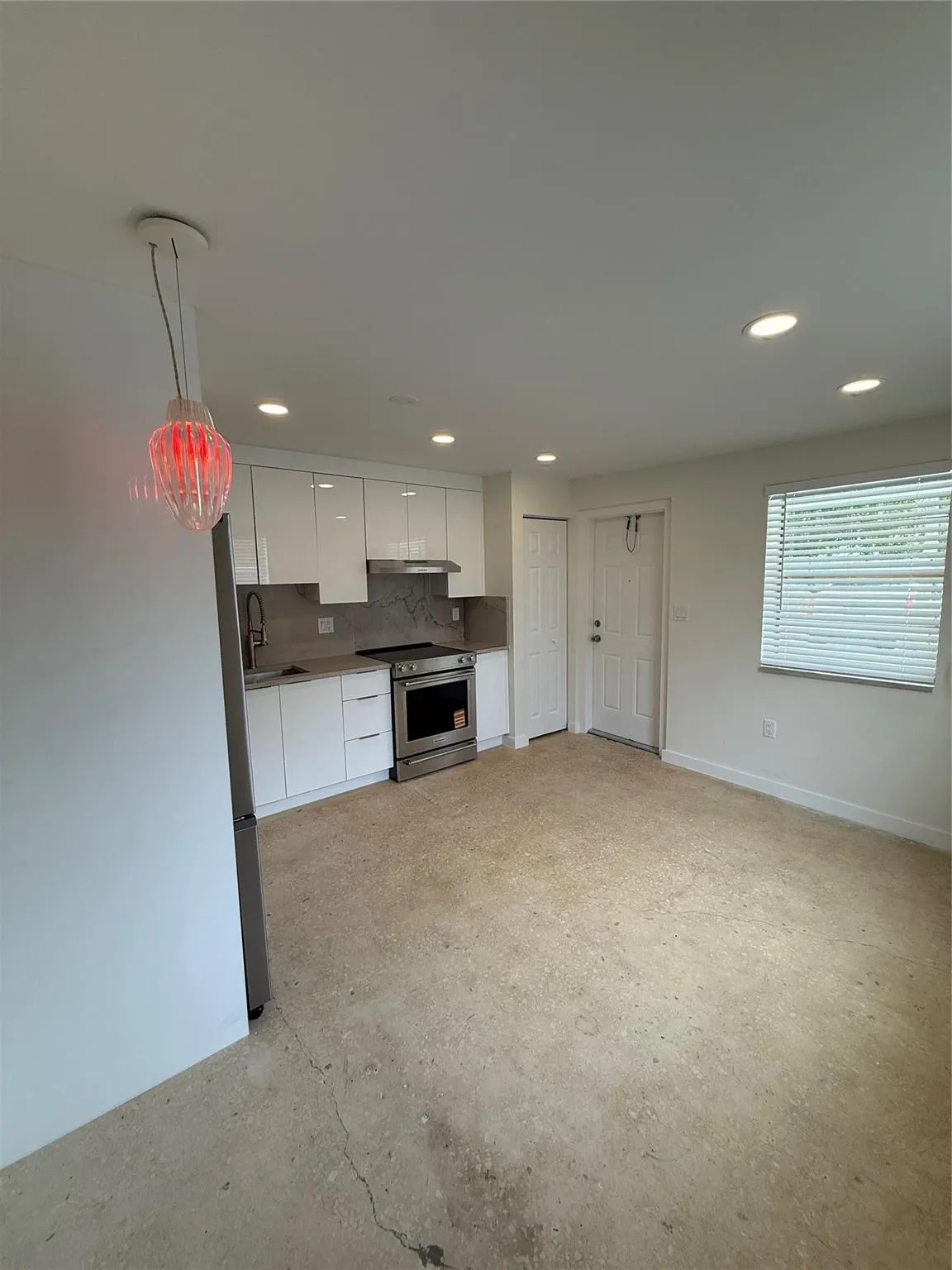 2865 SW 16th St, #5