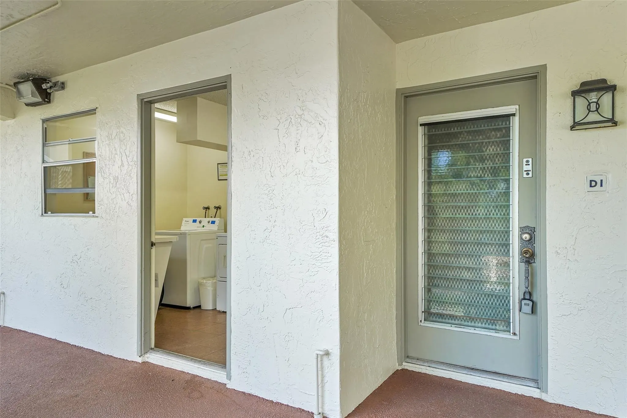 2612 Nassau Bnd, #D1