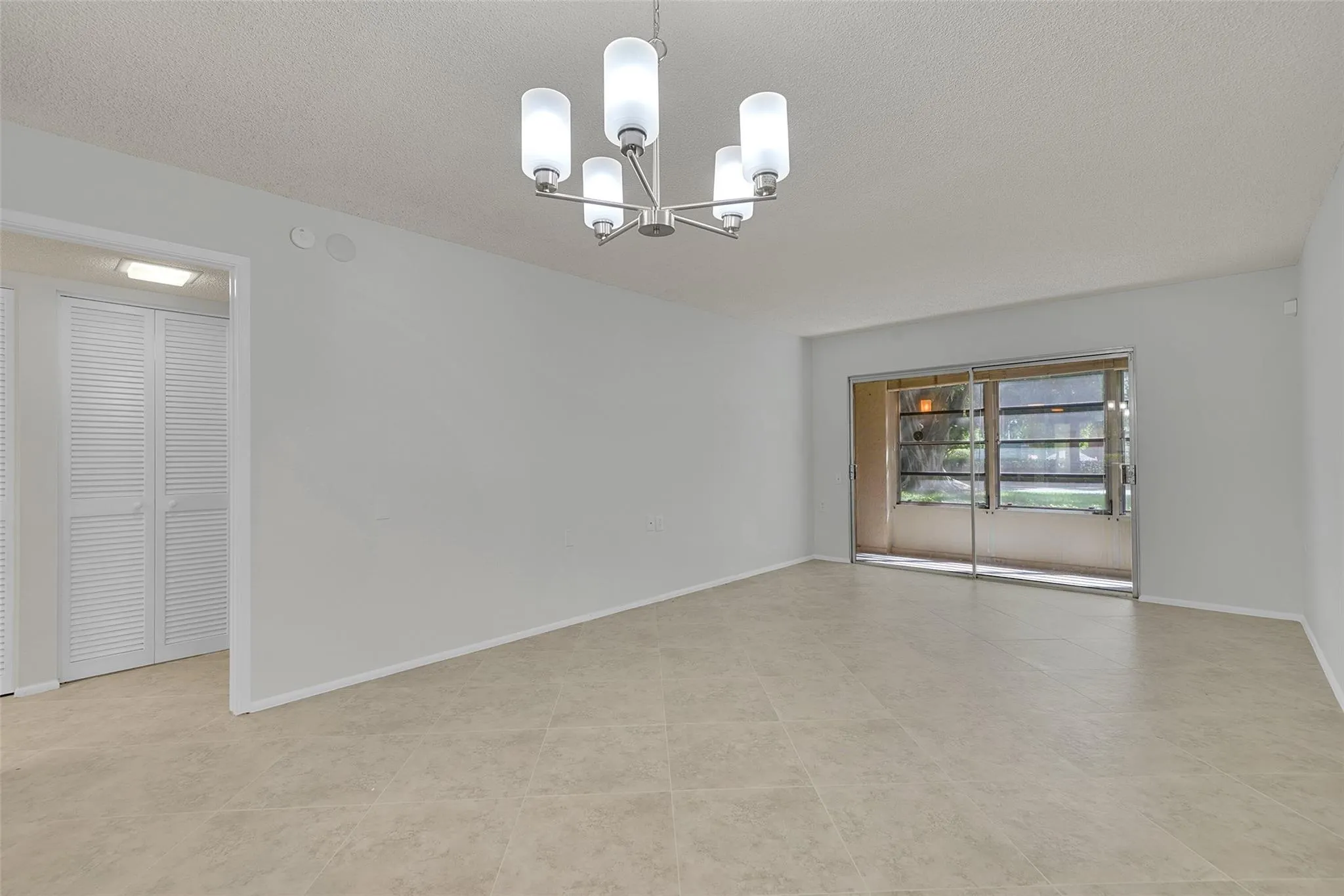 2612 Nassau Bnd, #D1
