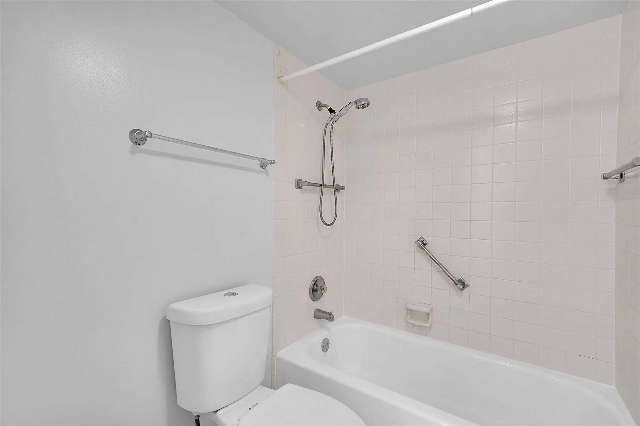 2612 Nassau Bnd, #D1