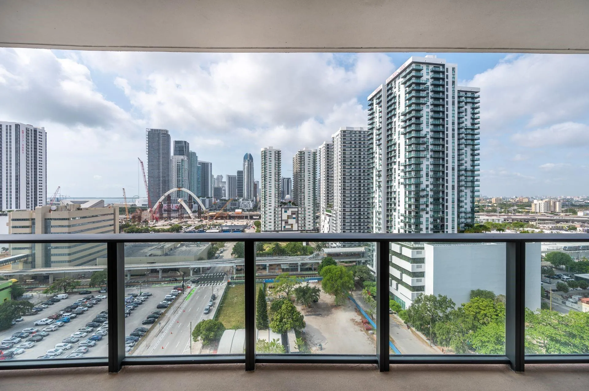 1600 NE 1st Ave, #1507