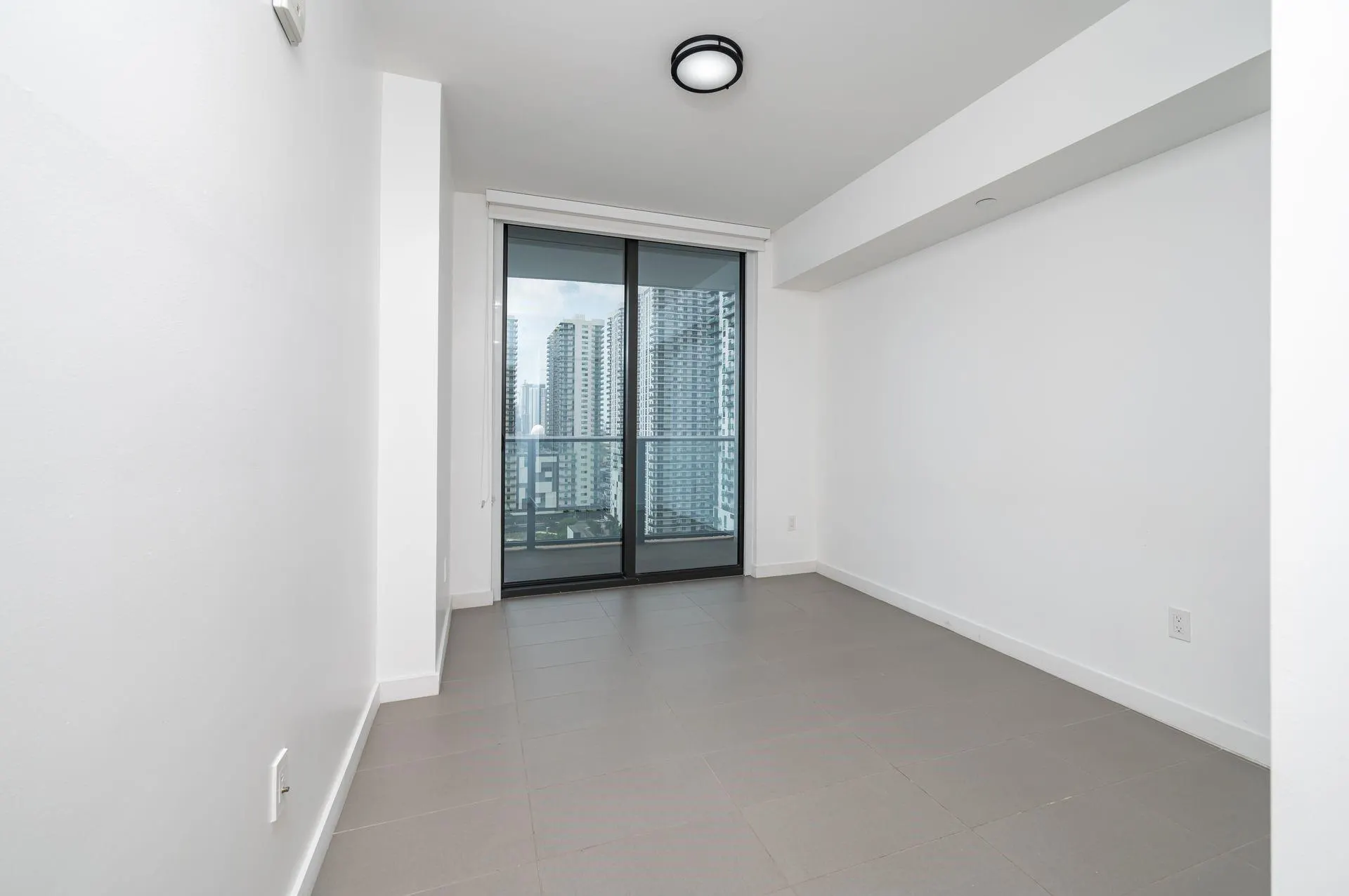 1600 NE 1st Ave, #1507