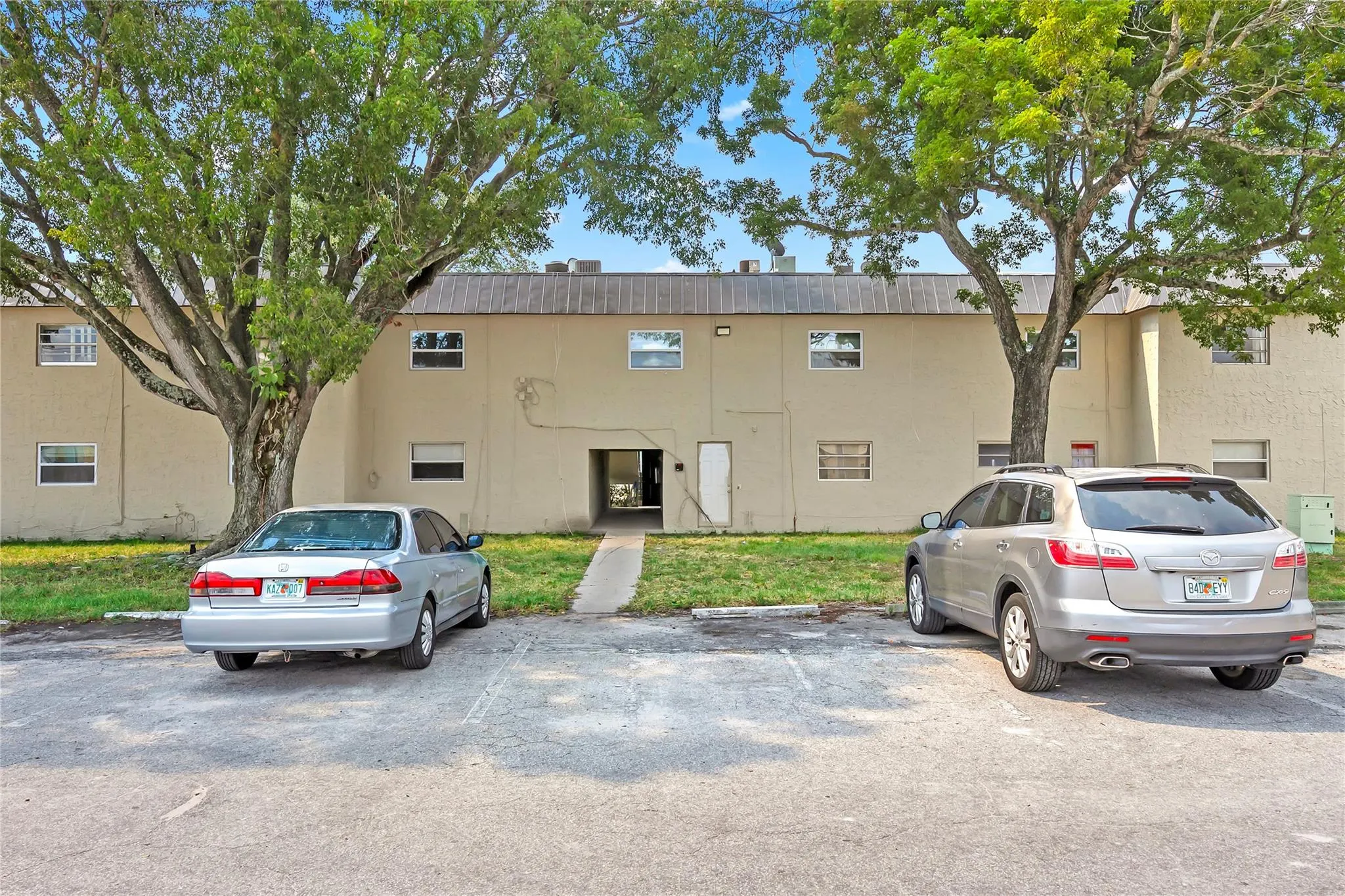 207 NW 32nd CT, #106