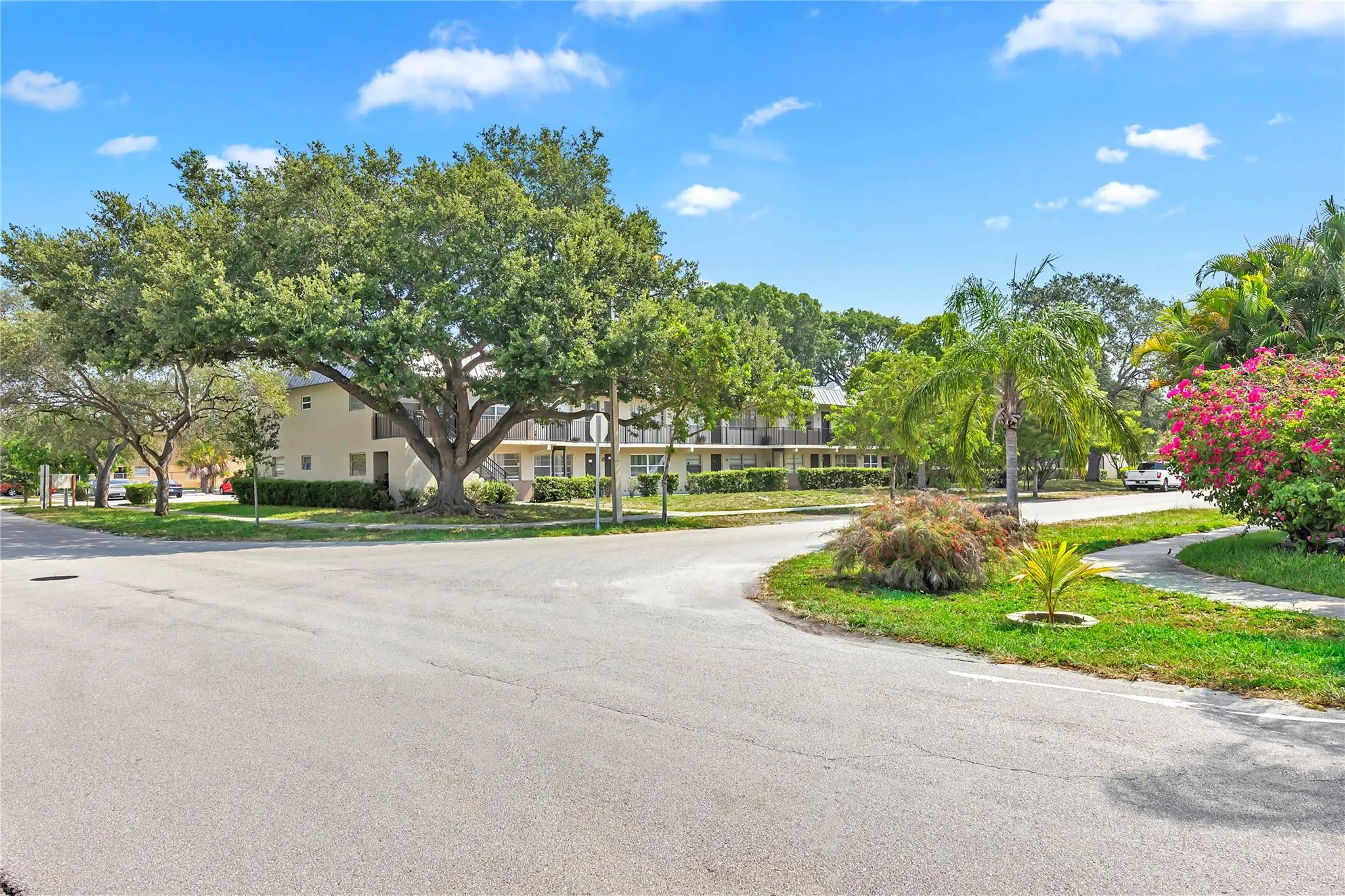 207 NW 32nd CT, #106