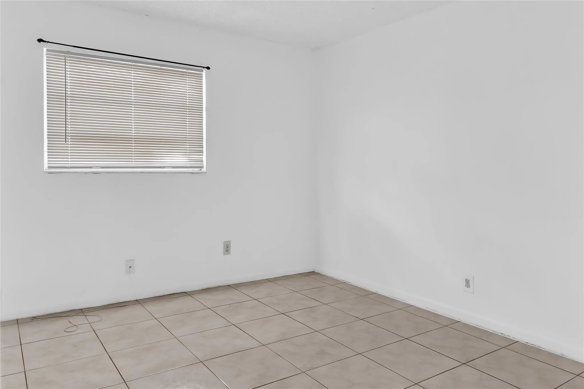 207 NW 32nd CT, #106