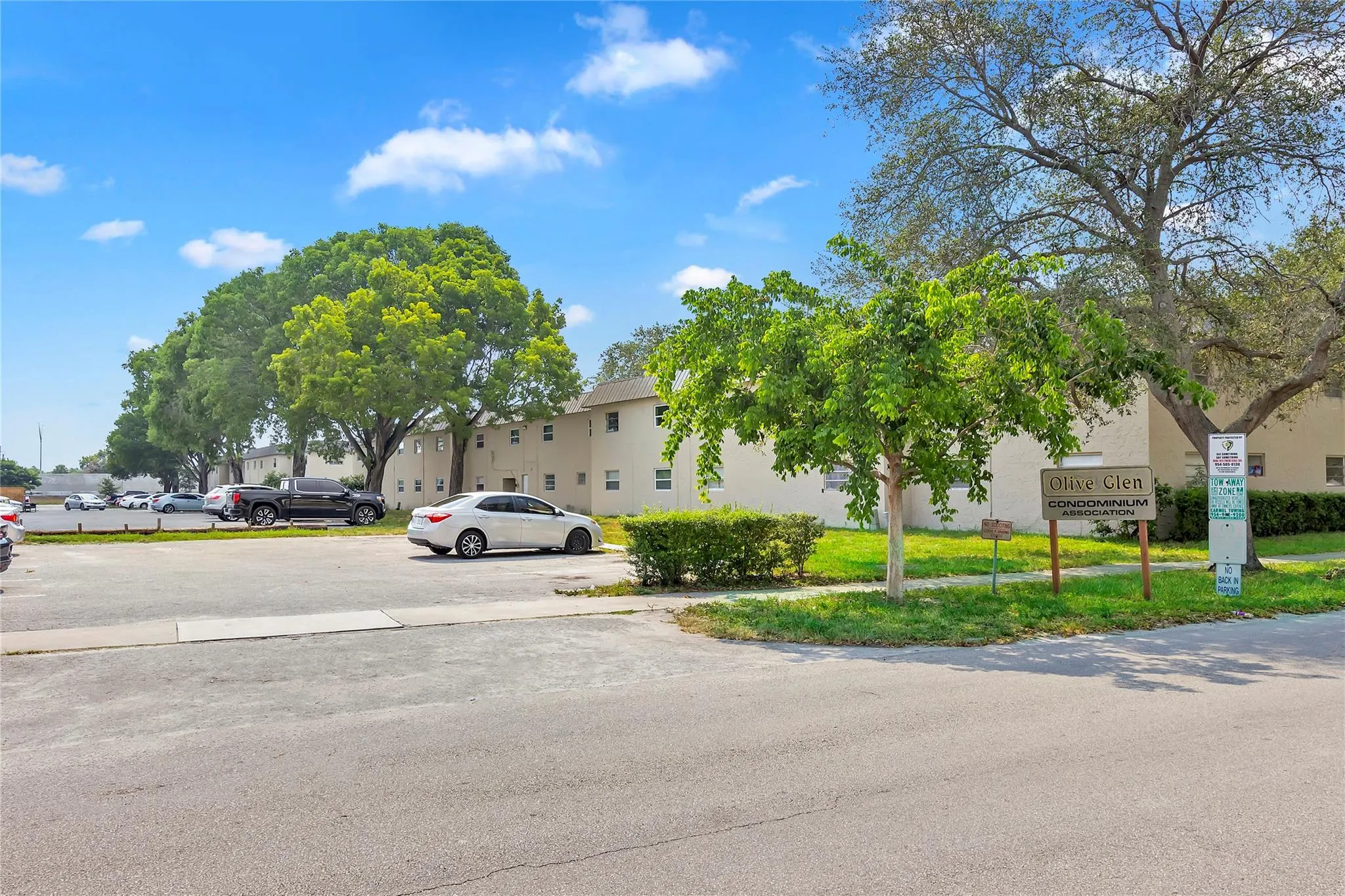 207 NW 32nd CT, #106