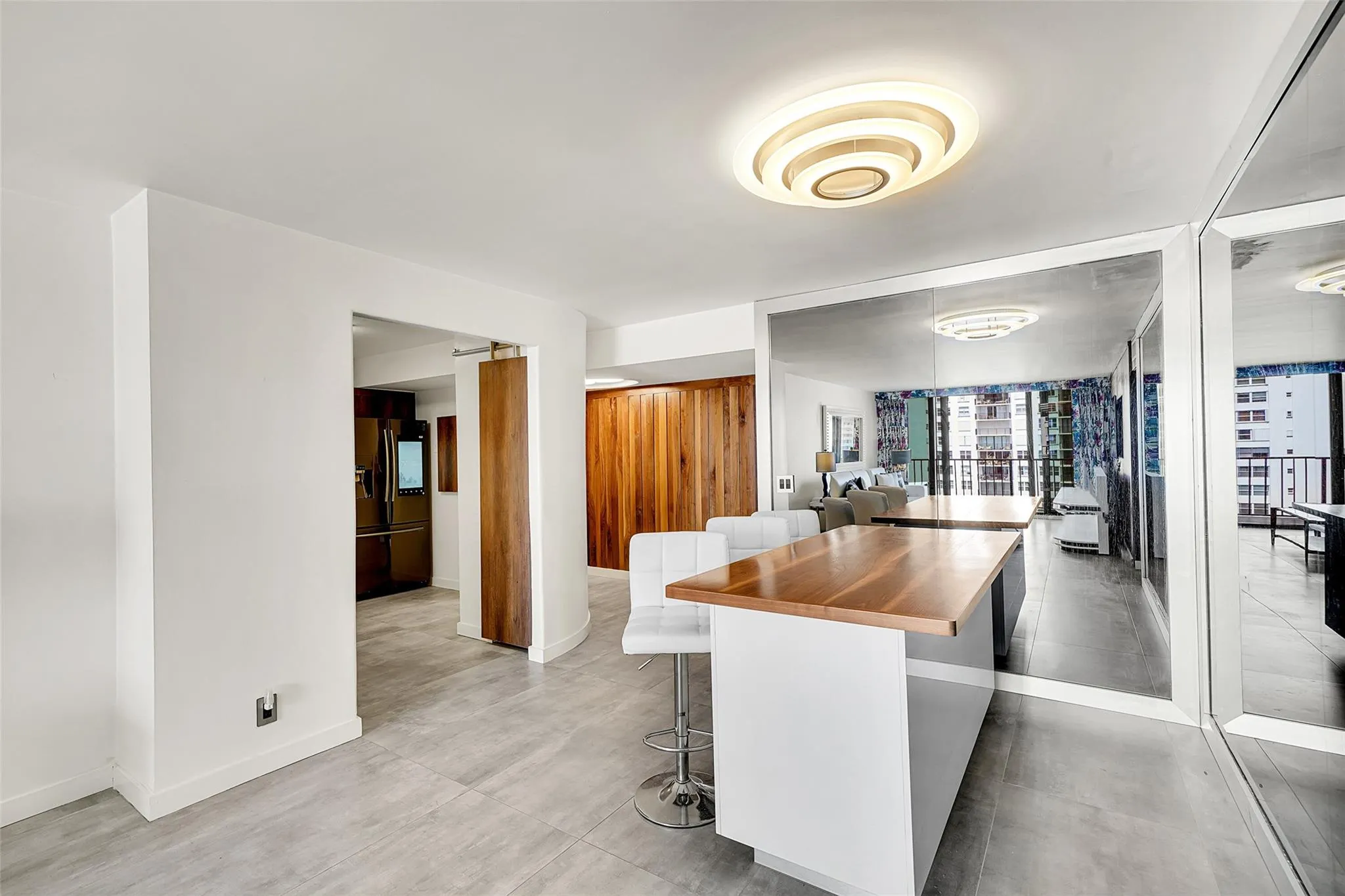 2401 S Ocean Dr, #1505