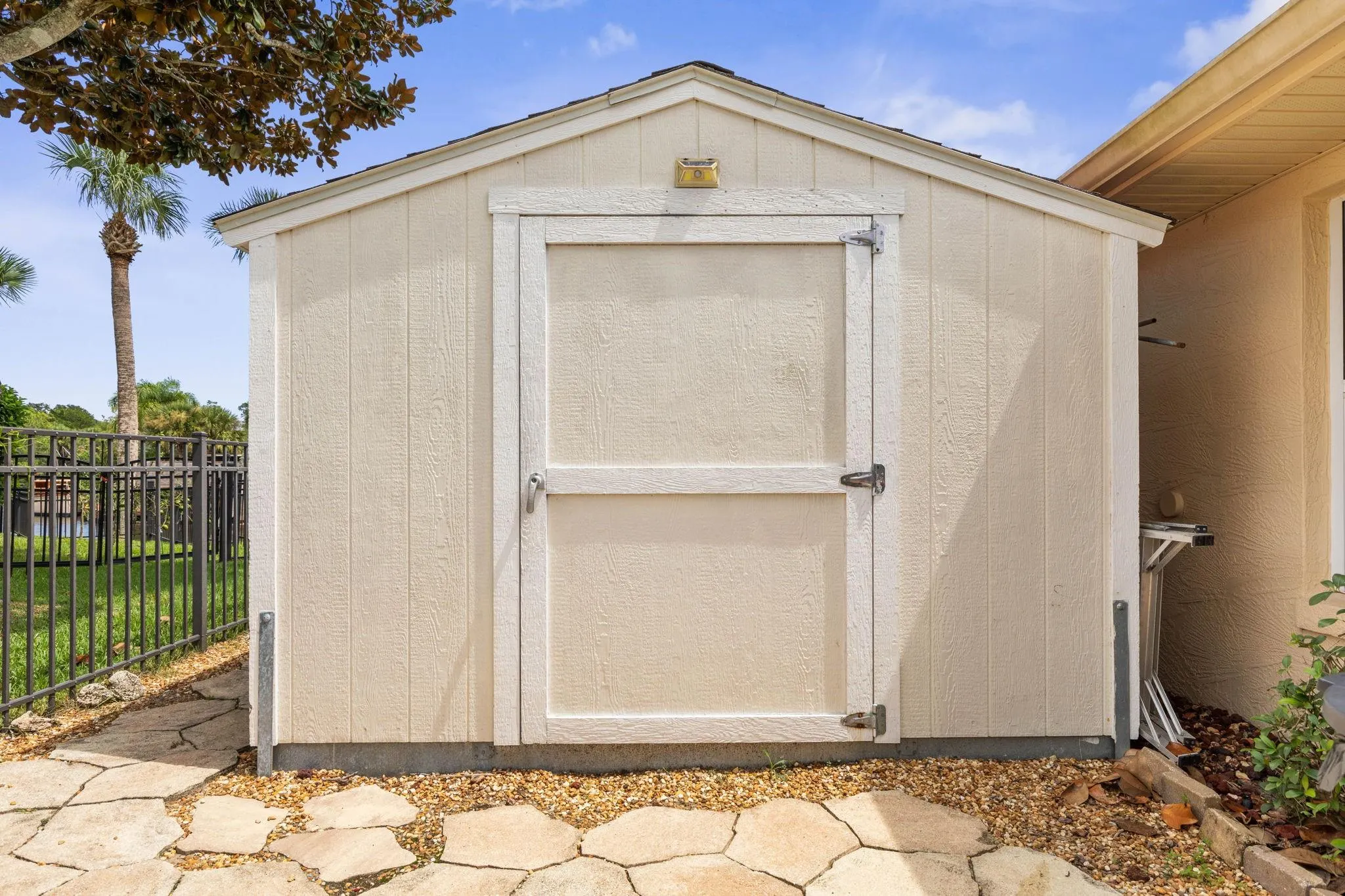 144 Cochise Ct