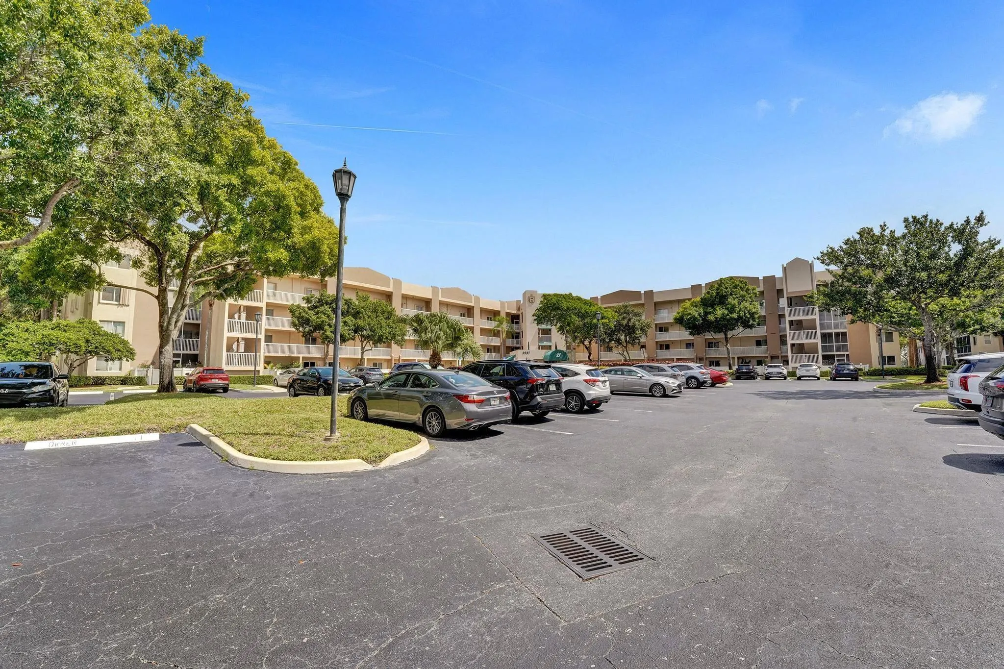 9587 Weldon Cir, #B312