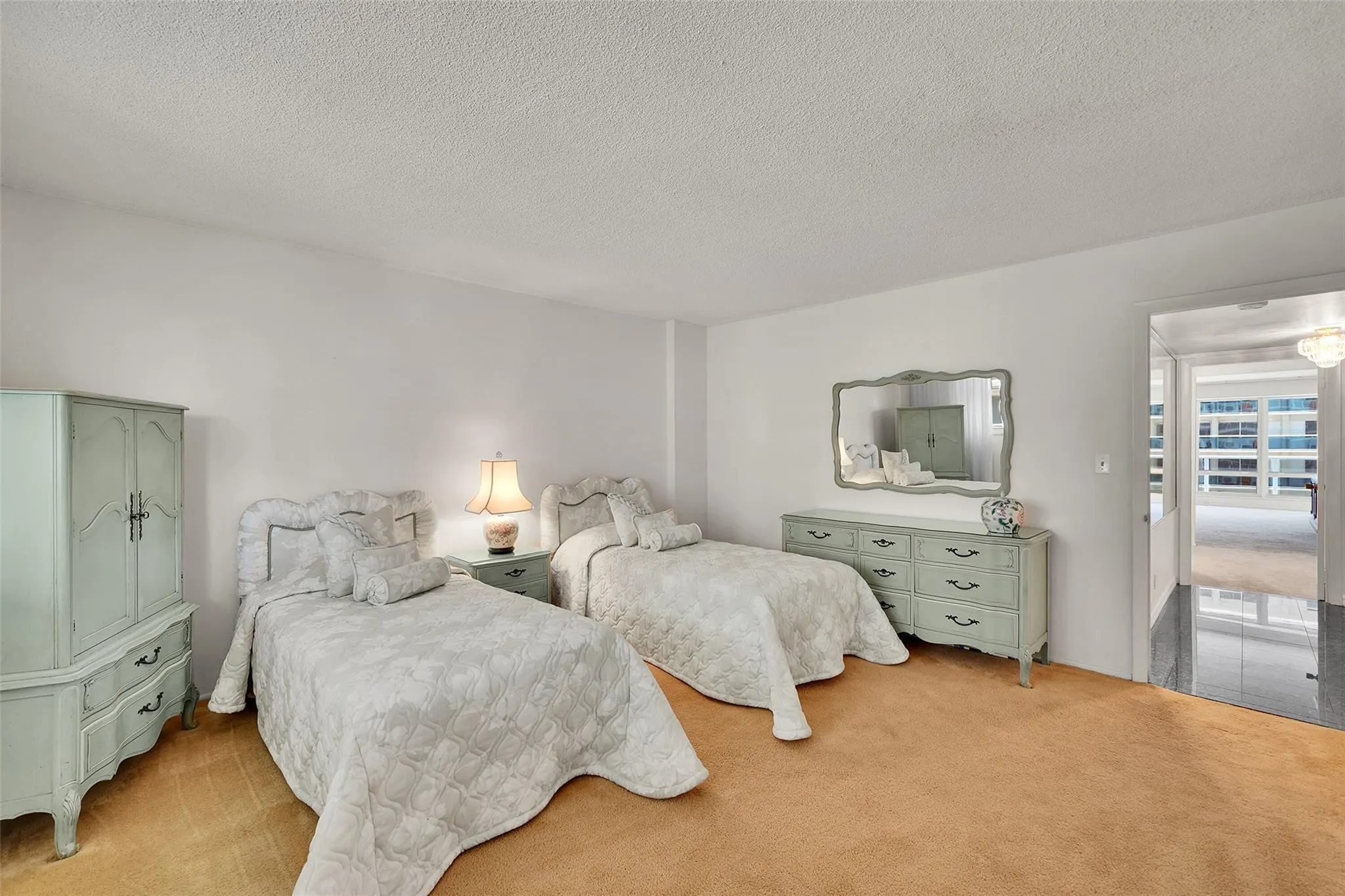4100 Galt Ocean Dr, #306