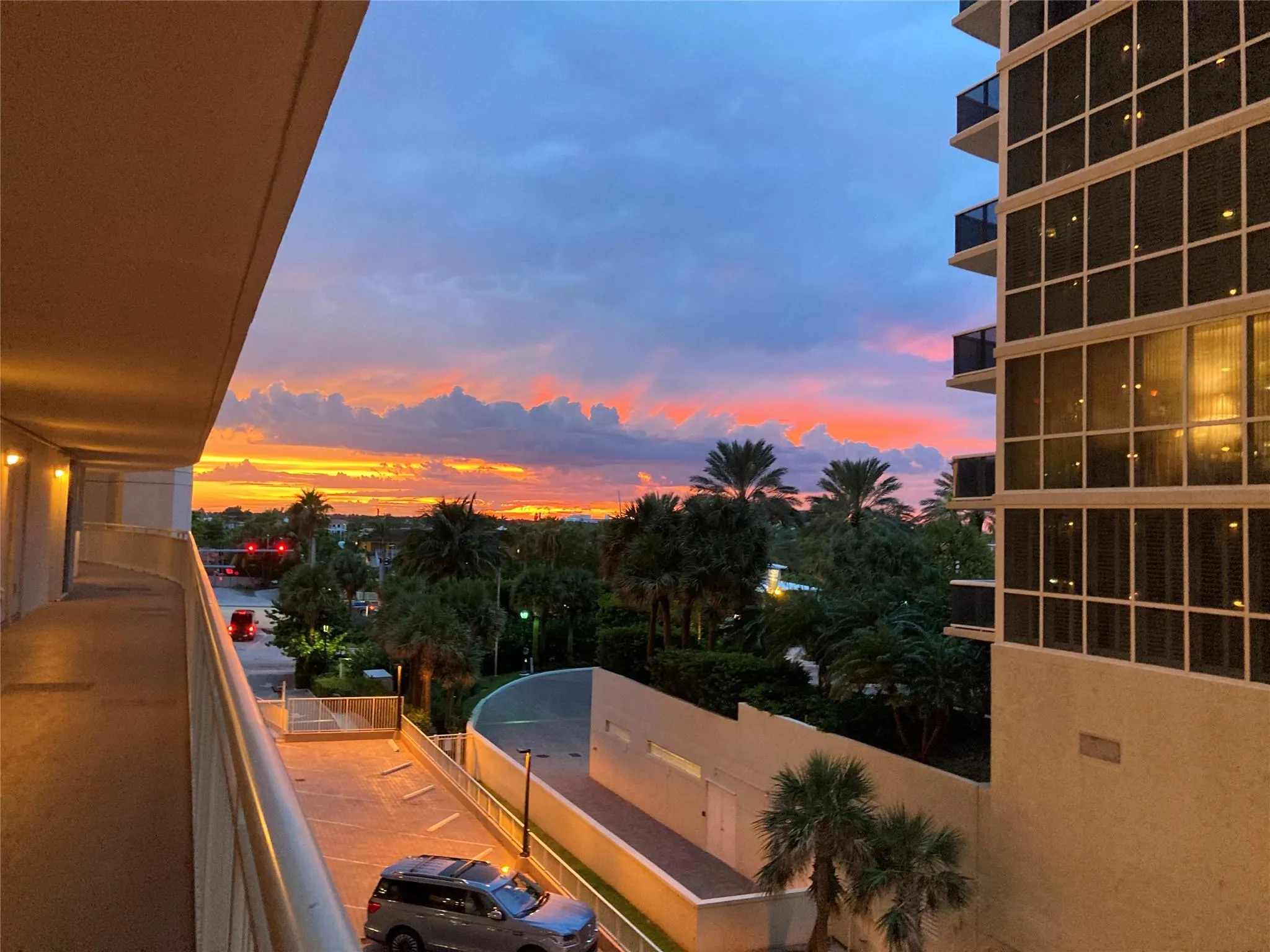 4100 Galt Ocean Dr, #306